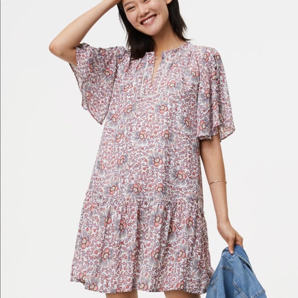 LOFT flowerbud button sleeve dress